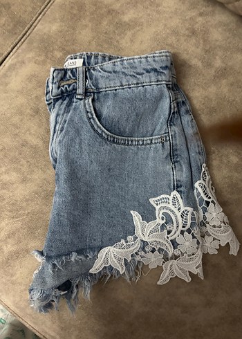 Dantel Detaylı Kadın Kot Şort - Görsel 5