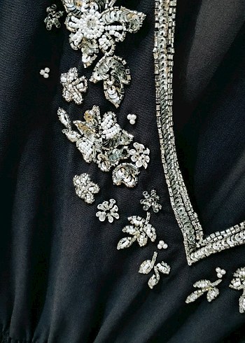 Boncuk İşlemeli Siyah Tunik - Görsel 3