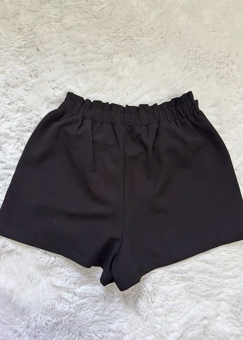 Kadın Karol Siyah Kemer Detaylı Mini Şort - Görsel 4