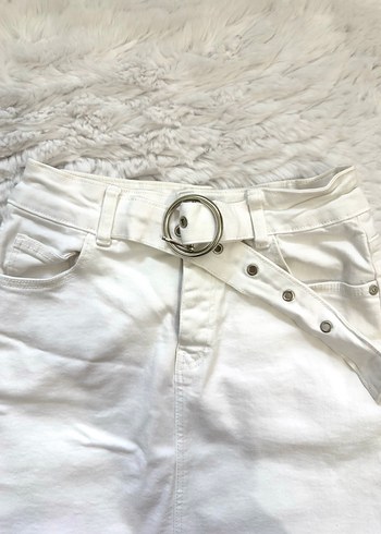 Beyaz Karol Kemerli Denim Mini Etek - Görsel 3