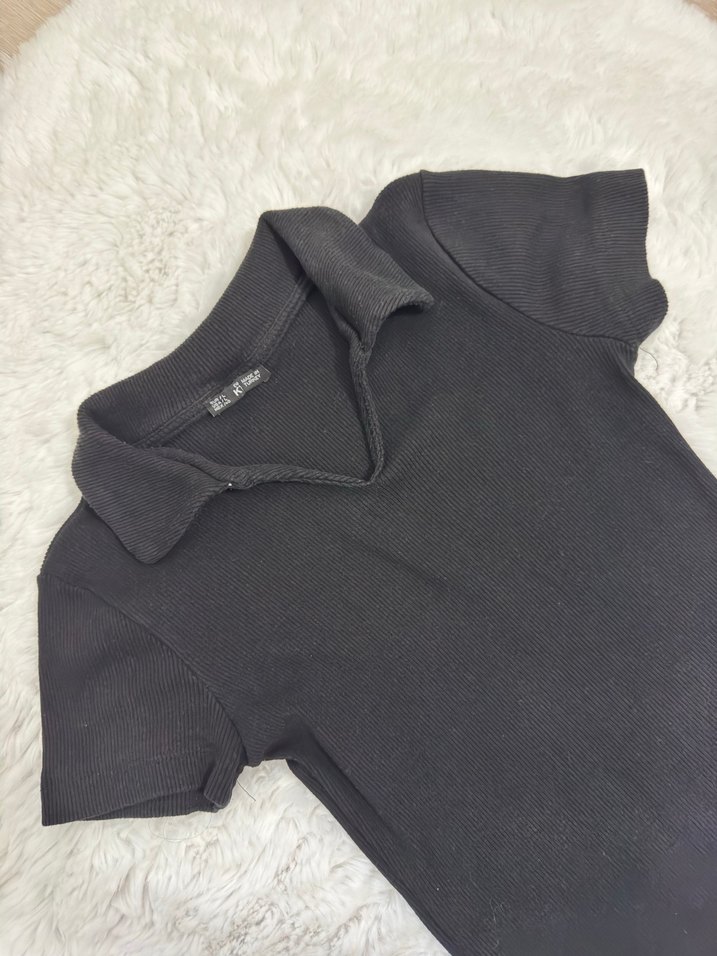 Siyah Kısa Kollu Diz Üstü Midi Elbise - Görsel 2