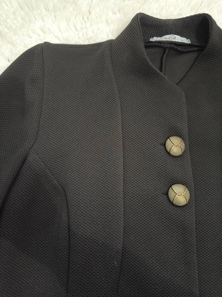 Düğmeli Kısa Siyah Kadın Blazer - Görsel 2