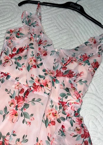 Pembe Çiçek Desenli V Yaka Midi Elbise - Görsel 3