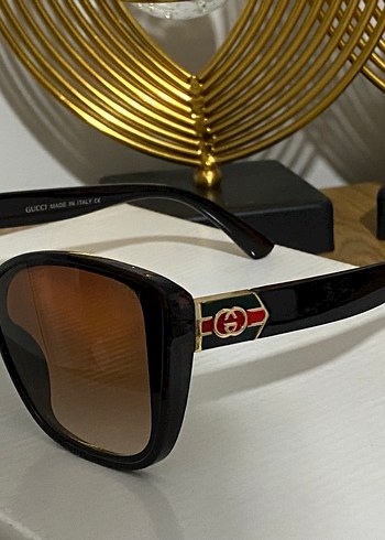 Kahverengi Tokalı Klasik Kadın Güneş Gözlüğü - Görsel 2