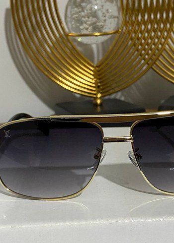 Klasik Zarif Altın Kadın Güneş Gözlüğü - Görsel 3