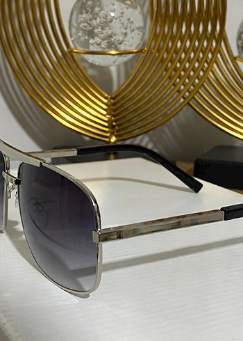 Şeffaf Gri Kadın Güneş Gözlüğü - Görsel 2