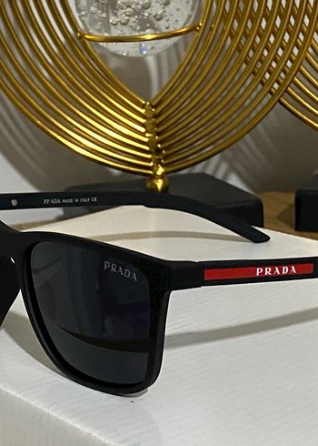 Prada Siyah Parlak Kadın Güneş Gözlüğü - Görsel 2