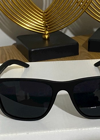 Prada Siyah Parlak Kadın Güneş Gözlüğü - Görsel 3