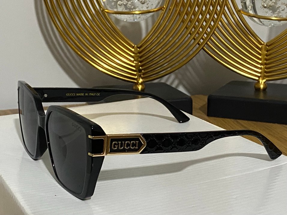 Gucci Siyah Parlak Kadın Güneş Gözlüğü - Görsel 2