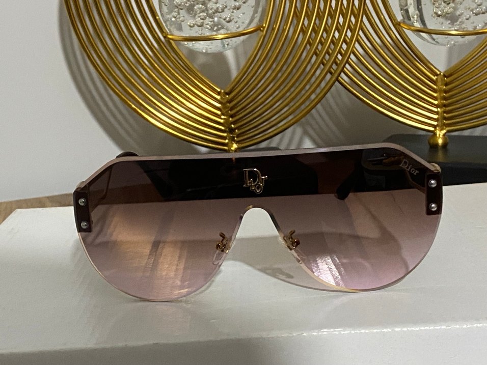 Altın Renk Transparan Kadın Güneş Gözlüğü - Görsel 3