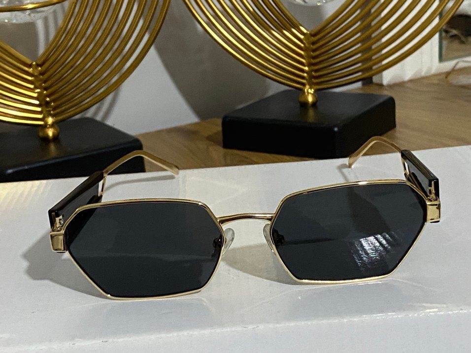 Miu Miu Kadın Klasik Gold Gözlük - Görsel 3