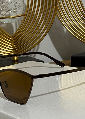 Kahverengi Tokalı Kadın Güneş Gözlüğü - Görsel 2