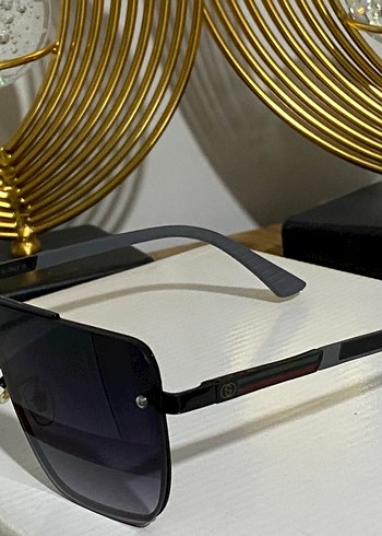 Klasik Siyah Gucci logolu güneş gözlüğü - Görsel 2