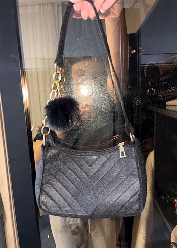 Kürk Detaylı Siyah Deri Kadın Çanta - Görsel 2