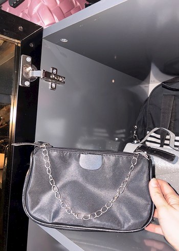 Zincir Detaylı Siyah Deri Kadın Çanta - Görsel 2