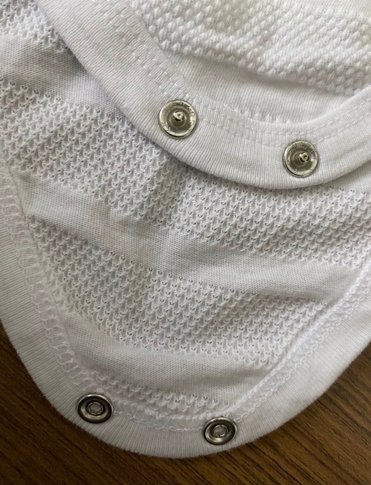 Bebek Beyaz Kısa Kollu V Yakalı Body - Görsel 5