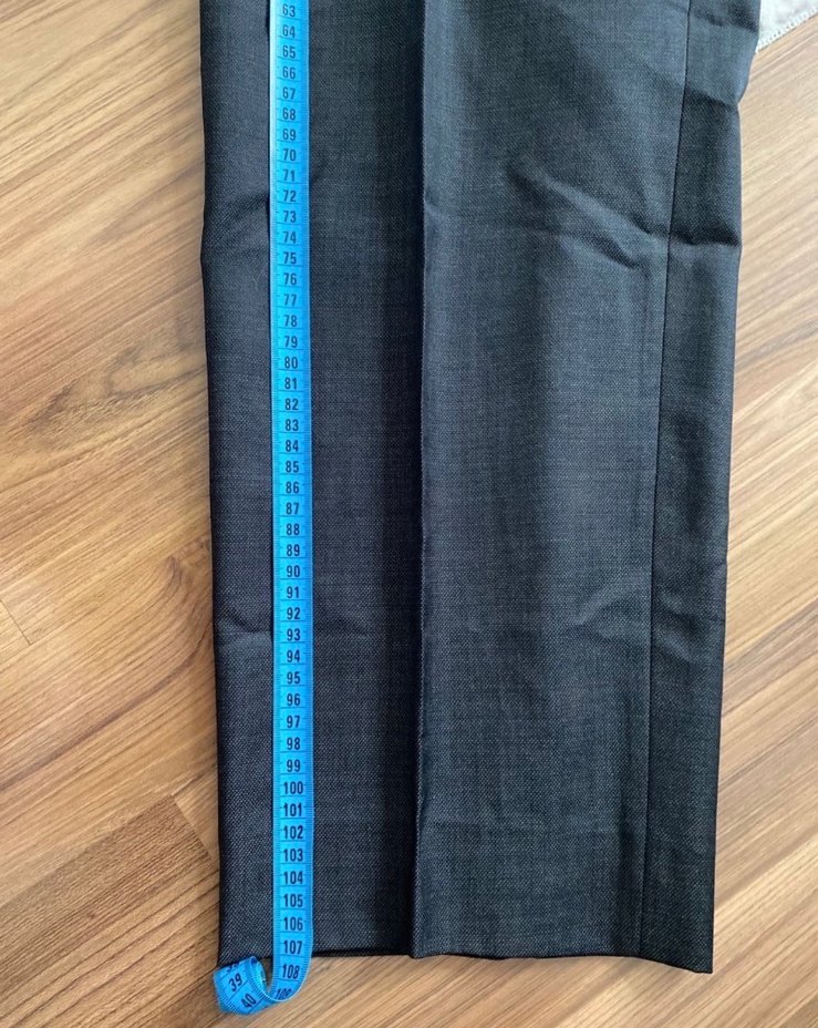 Gri Düğmeli Erkek Takım Elbise - Görsel 4