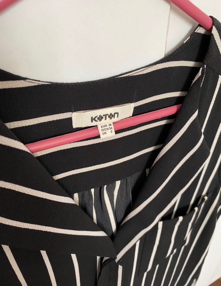 Çizgili V Yaka Kolsuz Kadın Gömlek - Görsel 3