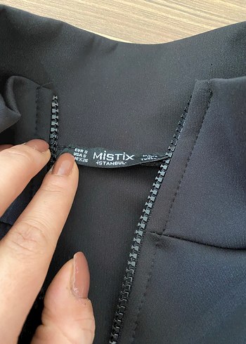 Kadın Siyah Fermuarlı Yüksek Yakalı Ceket - Görsel 2