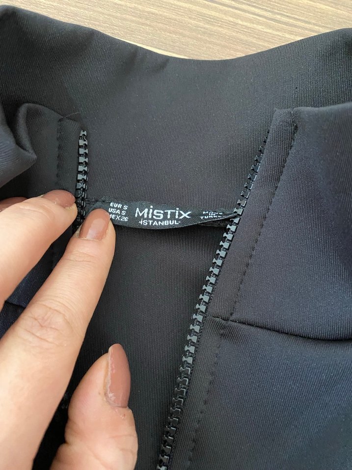 Kadın Siyah Fermuarlı Yüksek Yakalı Ceket - Görsel 2