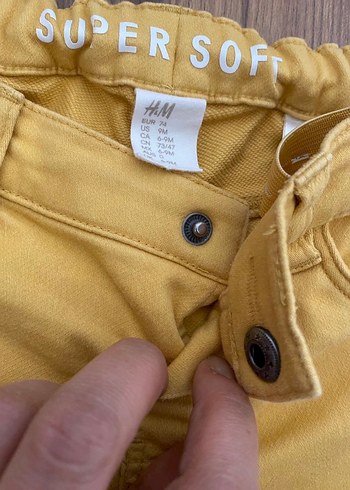 Sarı Düğmeli Erkek bebek Pantolonu - Görsel 2