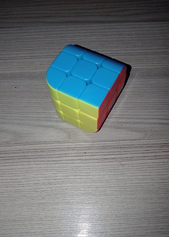 Renkli çözülmesi zor 3×3 zeka küpü - Görsel 2