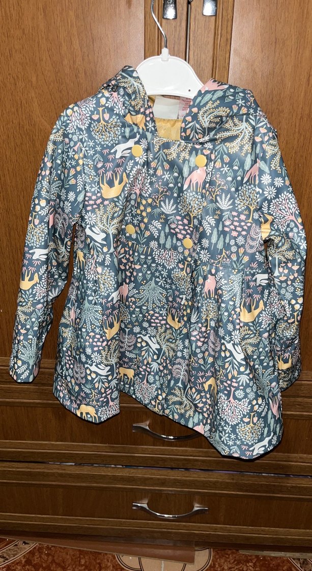 Kapüşonlu, Desenli Gri Kız Yağmurluk - Görsel 2