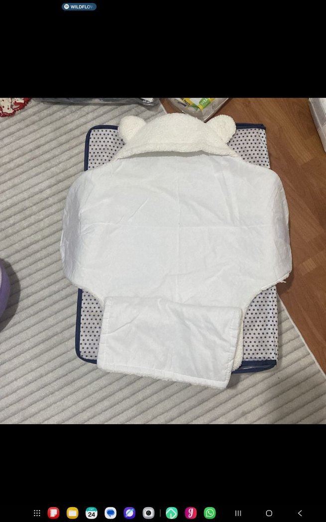 Beyaz Bebek Battaniyesi Kulaklı - Görsel 2