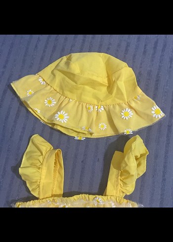 Sarı Nakışlı Fırfırlı Kız Elbisesi - Görsel 3