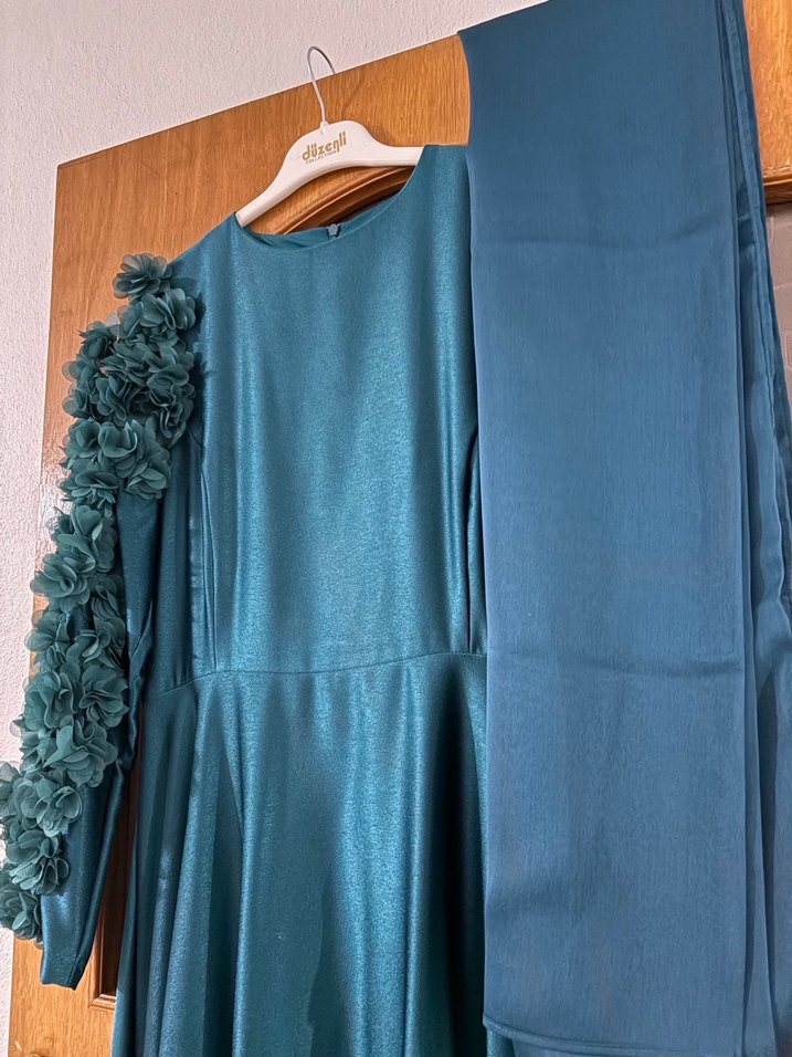 Uzun Petrol Yeşili Kadın Abiye+  Şal - Görsel 5