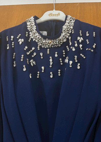 Uzun Kollu Lacivert Abiye + Şal - Görsel 4