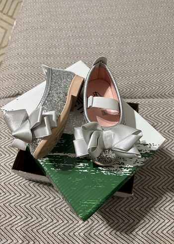 Kız Çocuk Gri Fiyonklu Babet Ayakkabı - Görsel 2