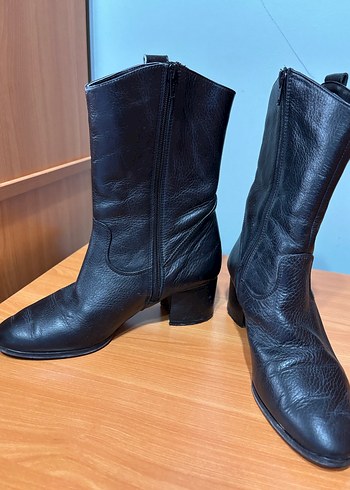 Derimod topuklu bot - Görsel 2