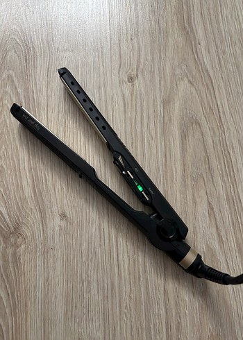 BaByliss Siyah Triple Pro Saç Düzleştirici - Görsel 2