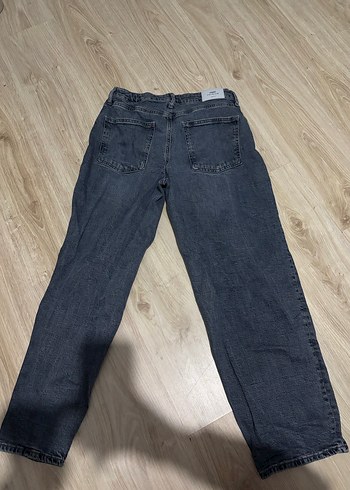 Gri Rahat Kesim Kadın Kot Pantolon - Görsel 4