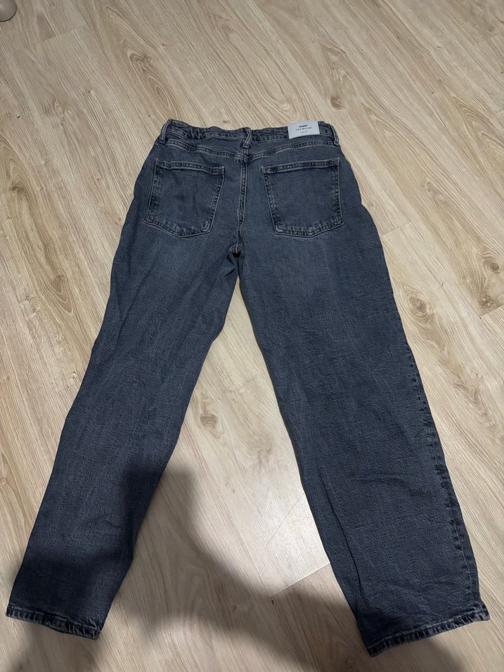 Gri Rahat Kesim Kadın Kot Pantolon - Görsel 4