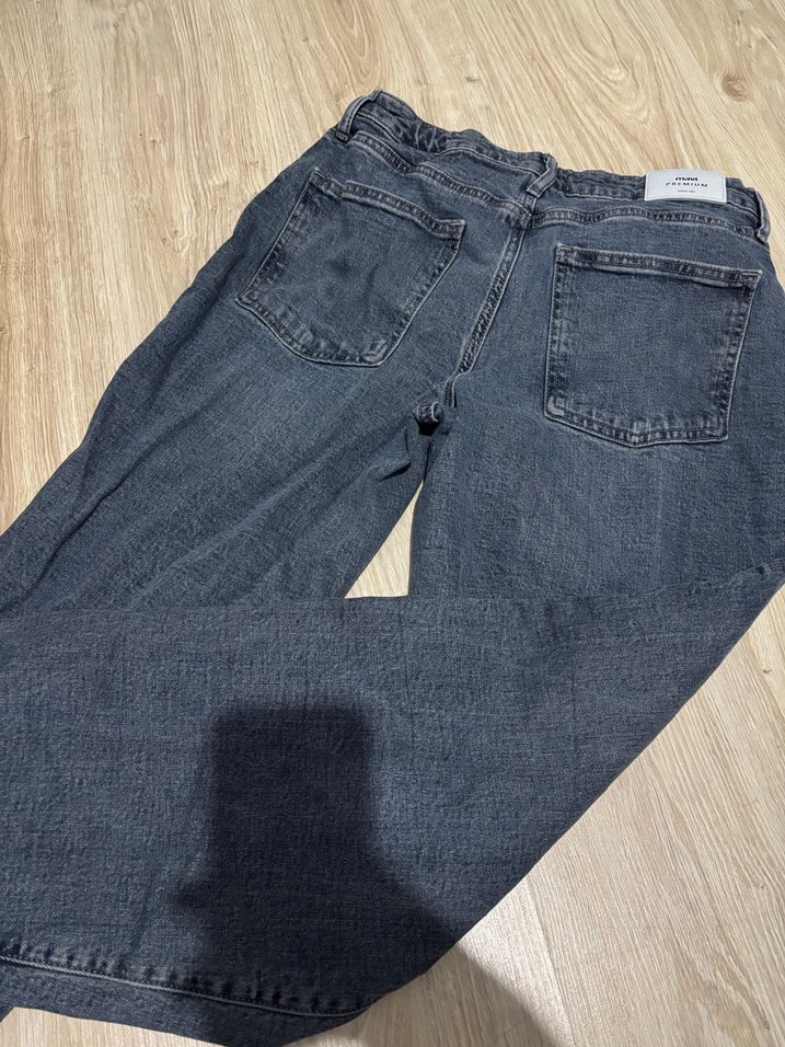 Gri Rahat Kesim Kadın Kot Pantolon - Görsel 5