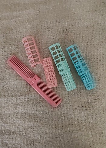 Renkli Plastik Saç bigudisi ve cep tarağı - Görsel 3
