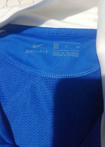 Erkek Mavi V Yaka Düğmeli Spor Forması - Görsel 2