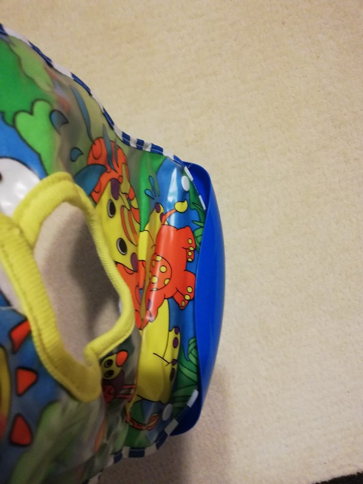 Renkli Baskılı Bebek Önlüğü - Görsel 3