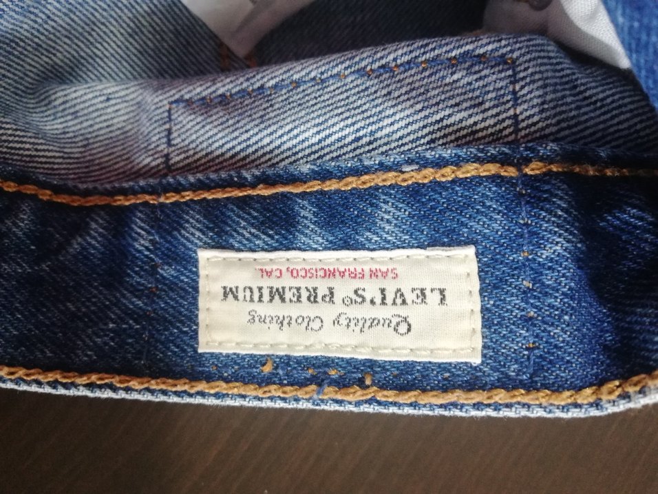 Levis 501 Koyu Mavi Kadın Mini Denim Şort - Görsel 5