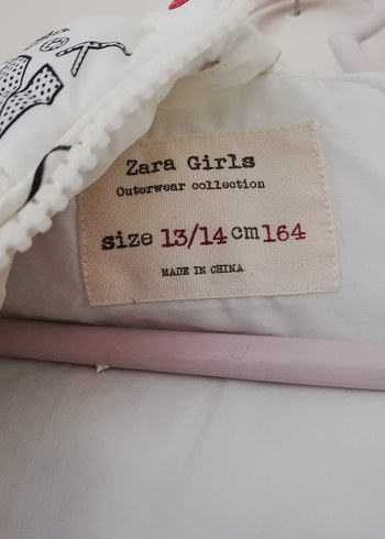 Zara Girl Renkli Baskılı Kız Çocuk pofidik şişme Yelek - Görsel 7