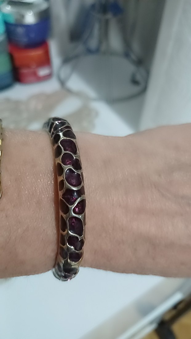 Bordo Yılan Desenli Zincir Detaylı Bileklik - Görsel 2