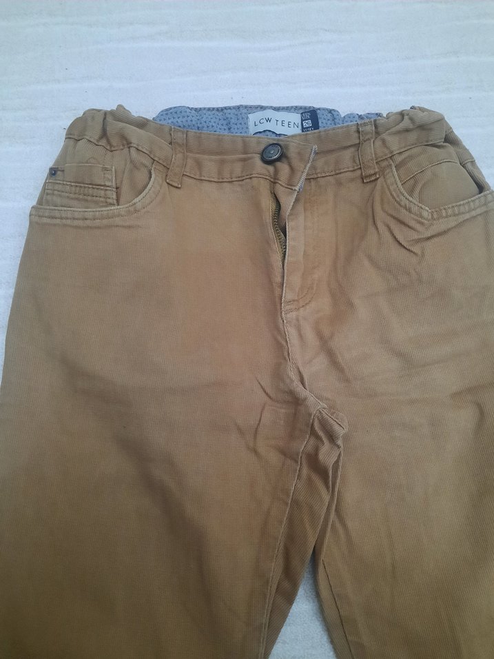 Erkek Çocuk Kahverengi Süet Kemerli Pantolon - Görsel 2