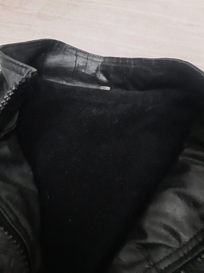 Siyah Deri Ceket - S Beden - Temiz - Görsel 3