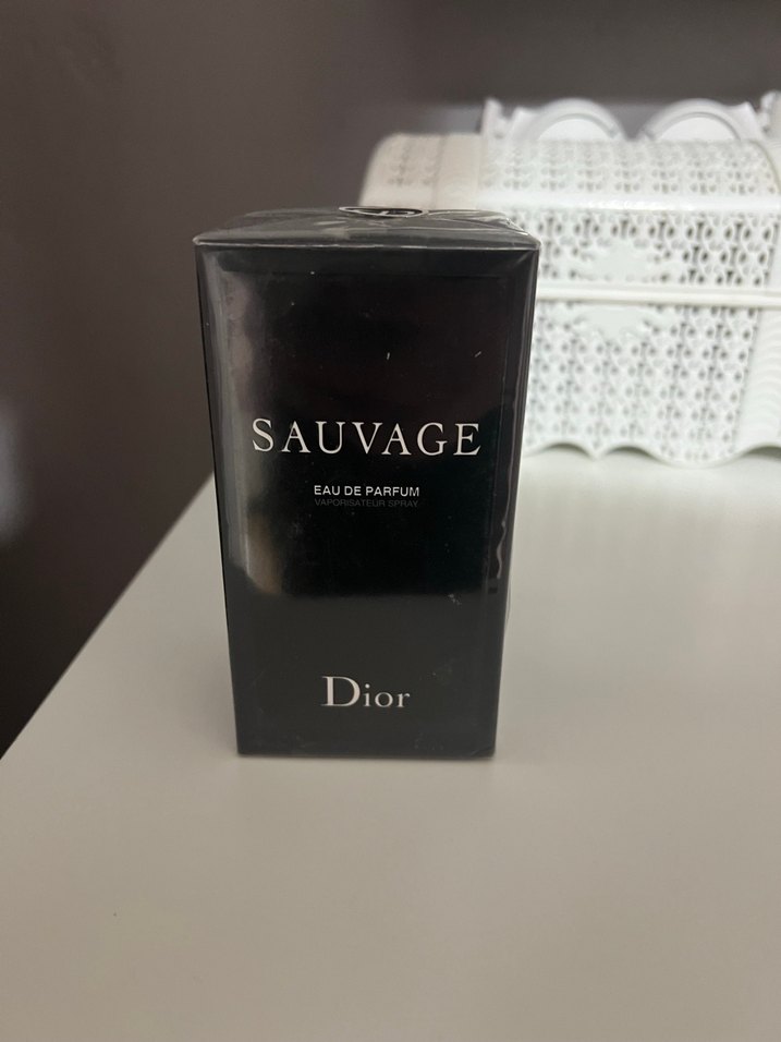 Dior Sauvage Erkek Parfümü Siyah Kutuda - Görsel 2