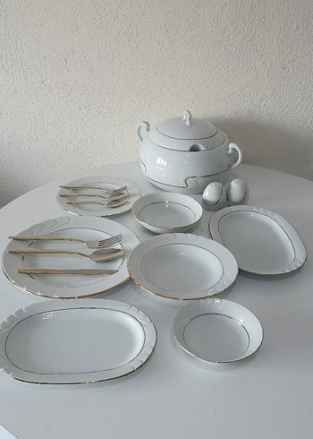 Beyaz ve sarı Desenli toplam 71 parça yemek takımı - Görsel 4