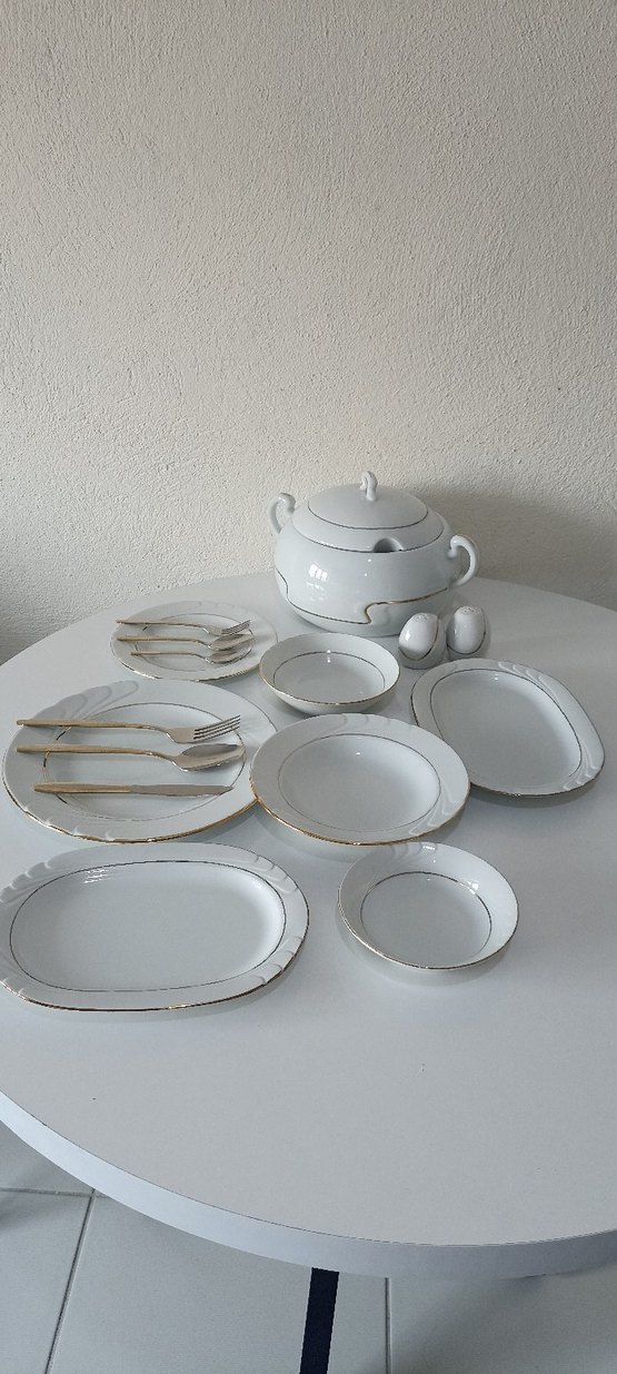 Beyaz ve sarı  Desenli toplam 71 parça yemek  takımı - Görsel 4