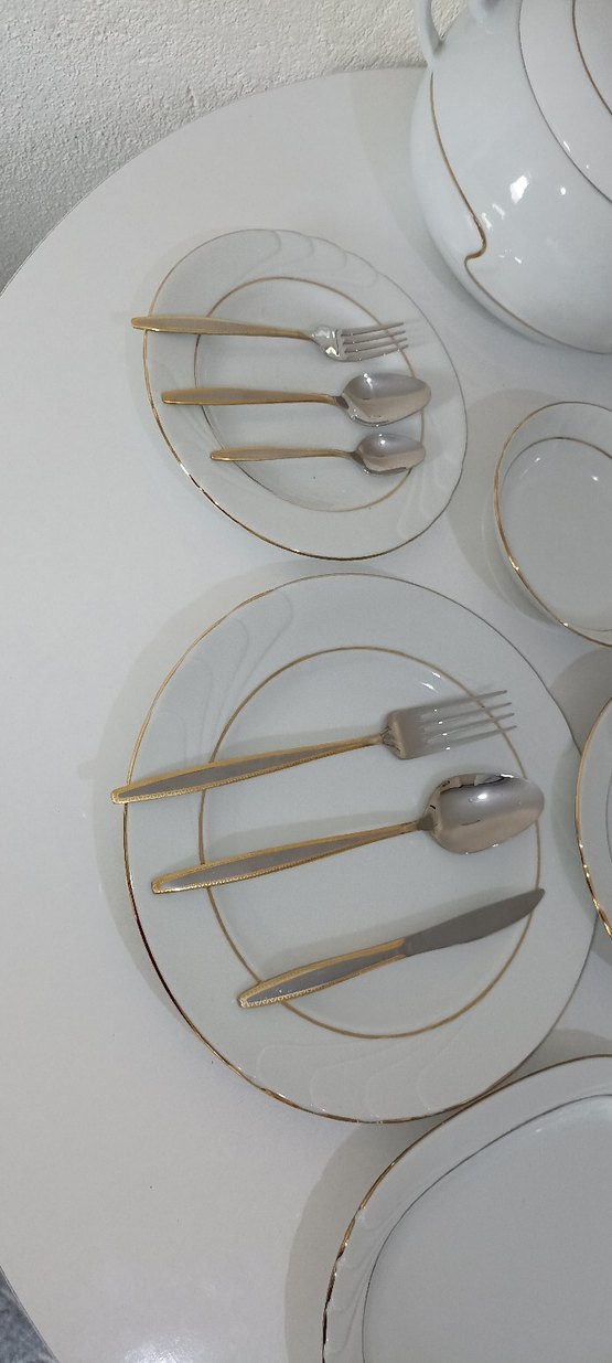 Beyaz ve sarı  Desenli toplam 71 parça yemek  takımı - Görsel 3