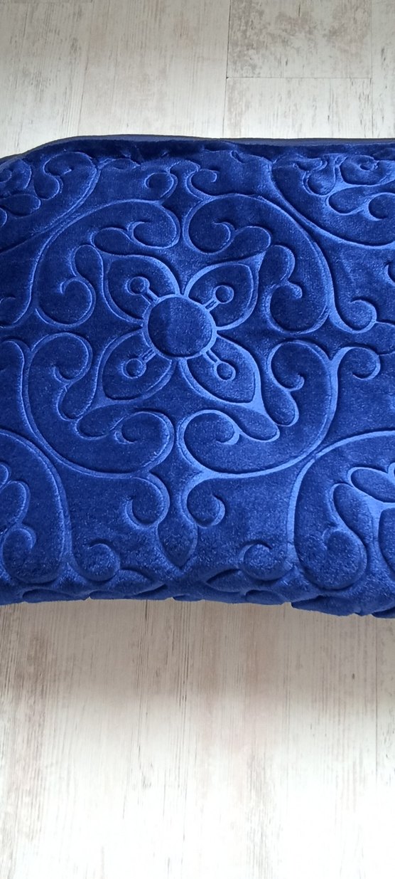 Koyu Mavi Nakışlı tek kisilik  Battaniye - Görsel 2